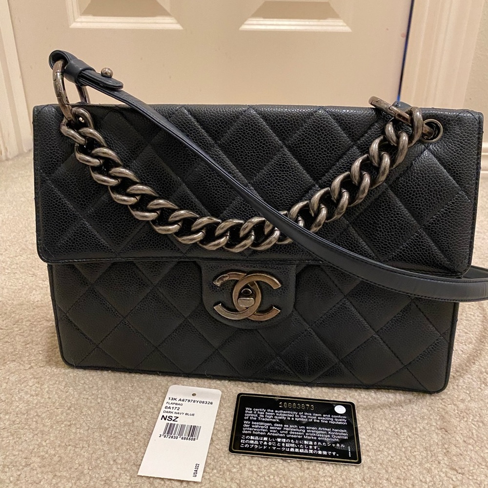 Chanel caviar bag with 2 straps